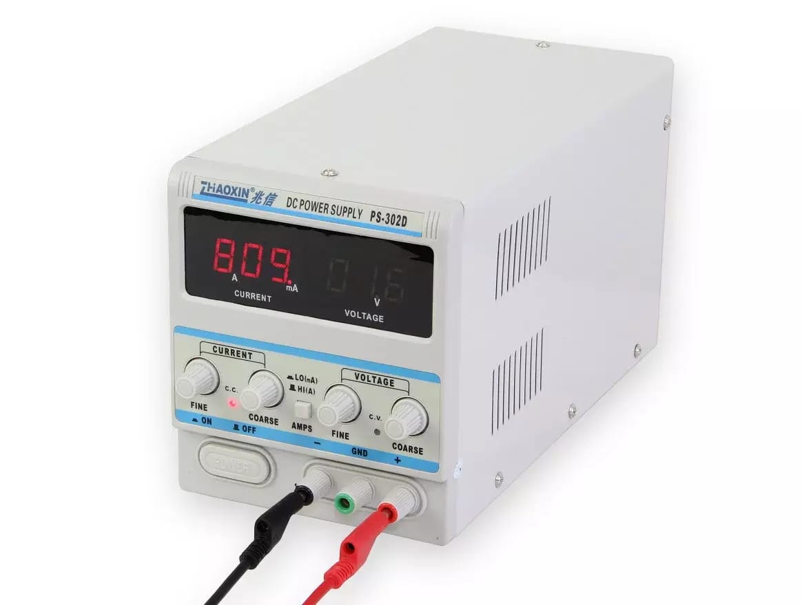 Precyzyjny zasilacz laboratoryjny PS-302D 0-30V/2A