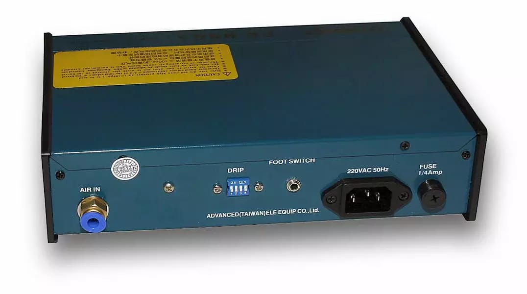Cyfrowy automatyczny dozownik cieczy typu PE-986A – 2