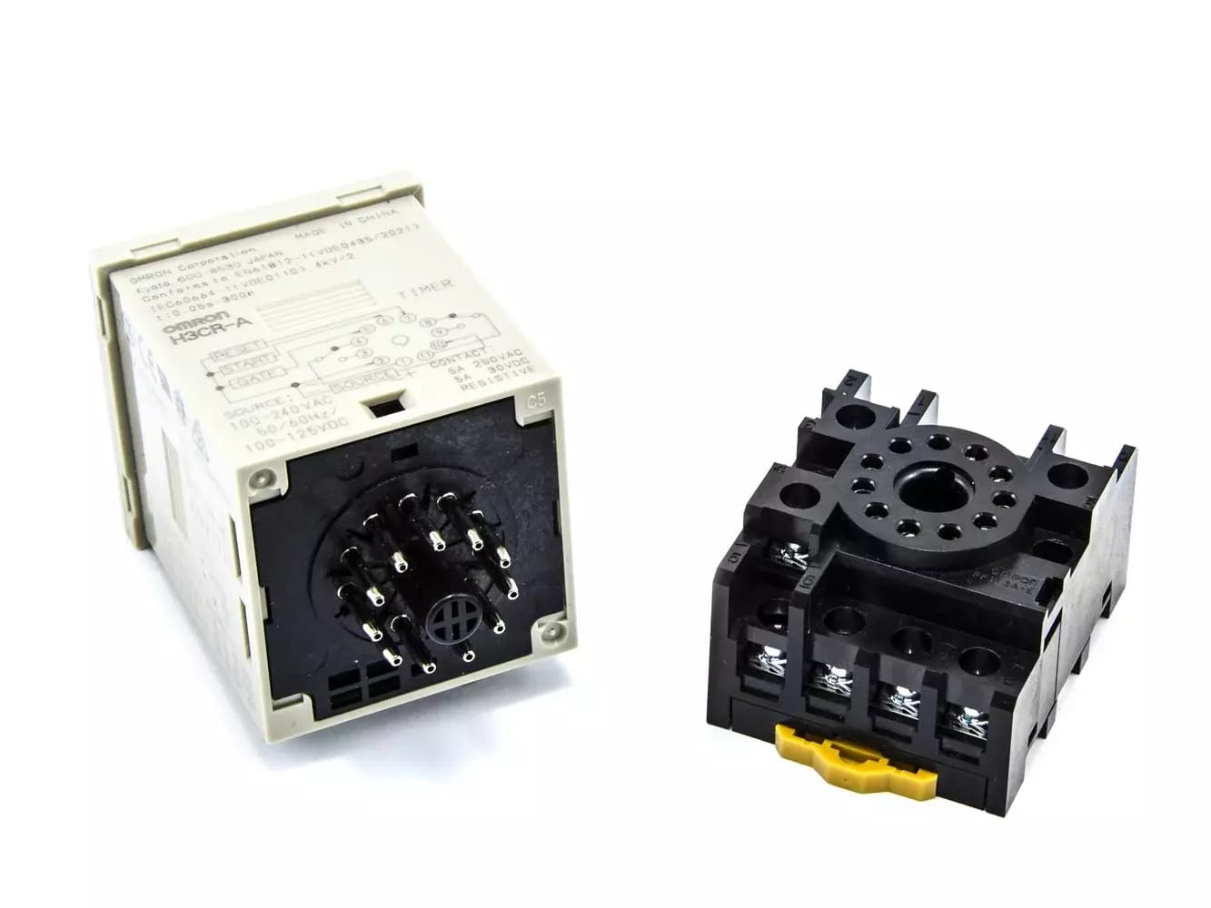 Przekaźnik czasowy OMRON H3CR-A 240AC/100-125DC 0,05s - 300h – 2