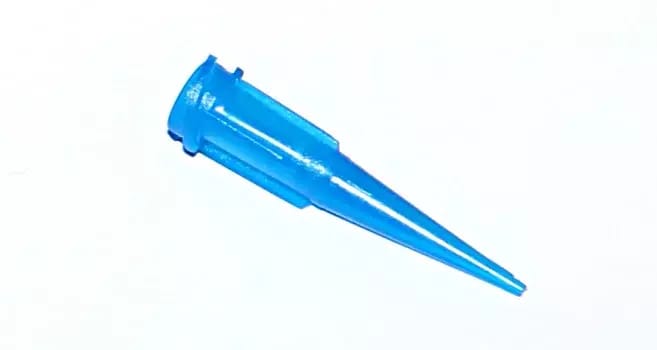 Stożkowe plastikowe igły dozujące niebieskie 22G 1szt