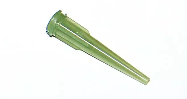 Stożkowe plastikowe igły dozujące oliwkowe 14G 1szt