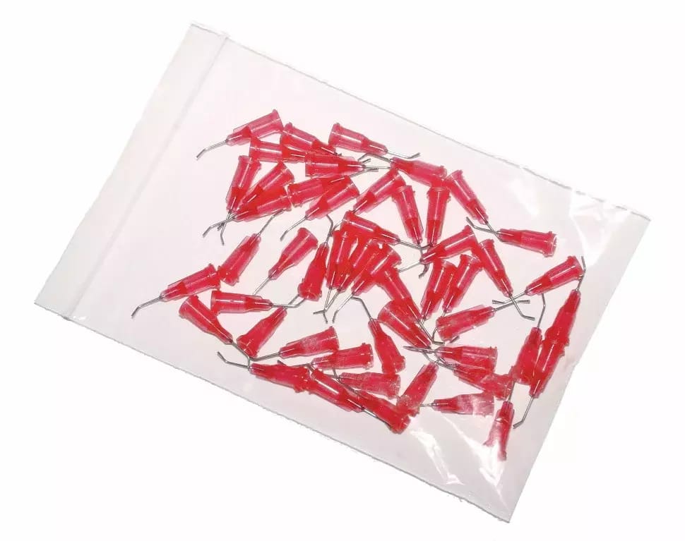 zakrzywione pod kątem 45° igły dozujące z kaniulą ze stali nierdzewnej czerwone 25G 50szt