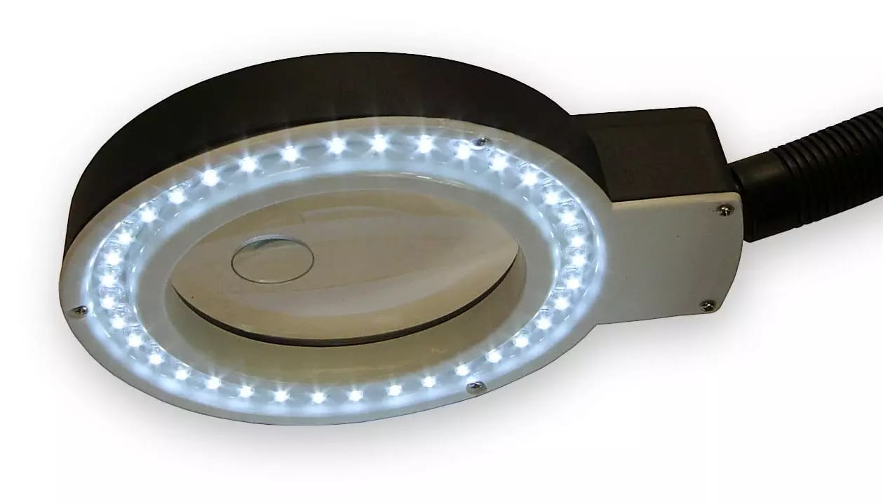 Lampa stołowa ze szkłem powiększającym i oświetleniem LED typu 139 – 2