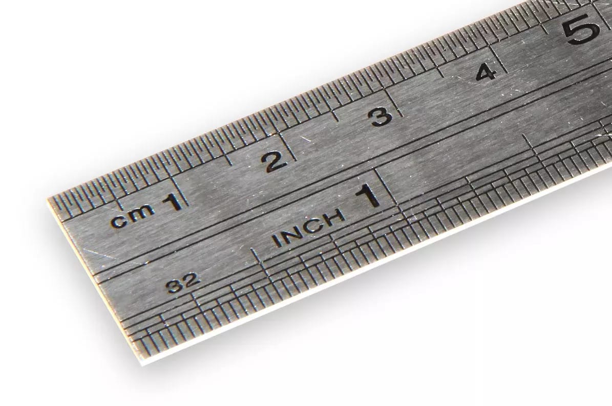 Linijka ze stali nierdzewnej 20 cm