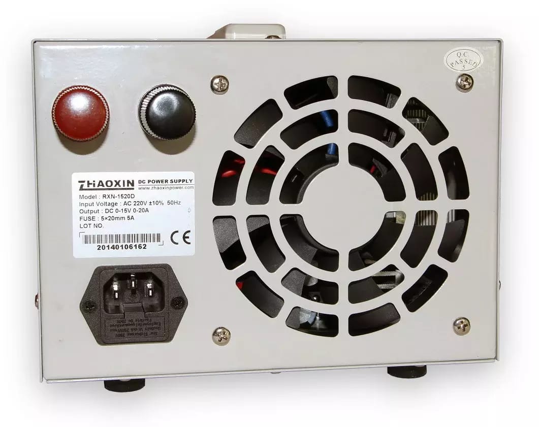Zasilacz laboratoryjny RXN-1520D 0-15V/20A – 2
